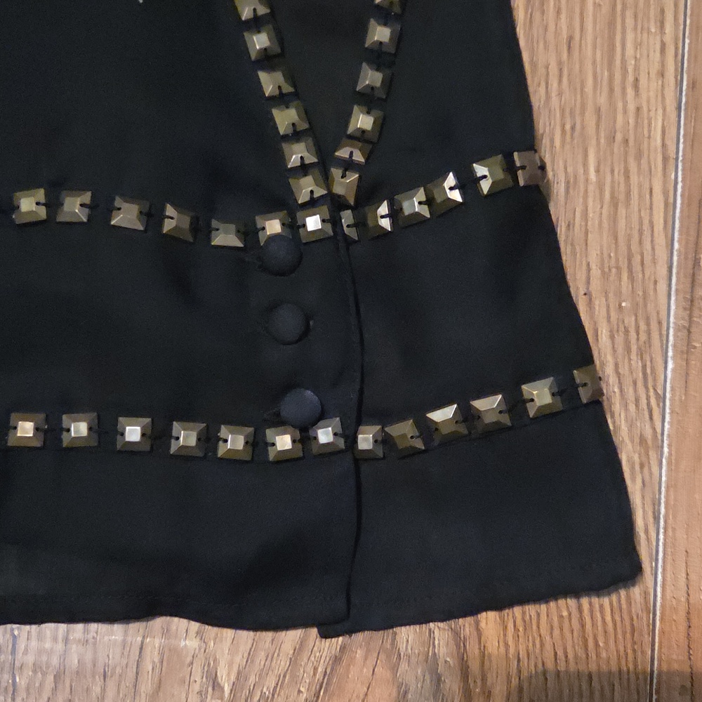 Black Stud-Trim Sleeveless Women's Top - Picture 5 of 7
